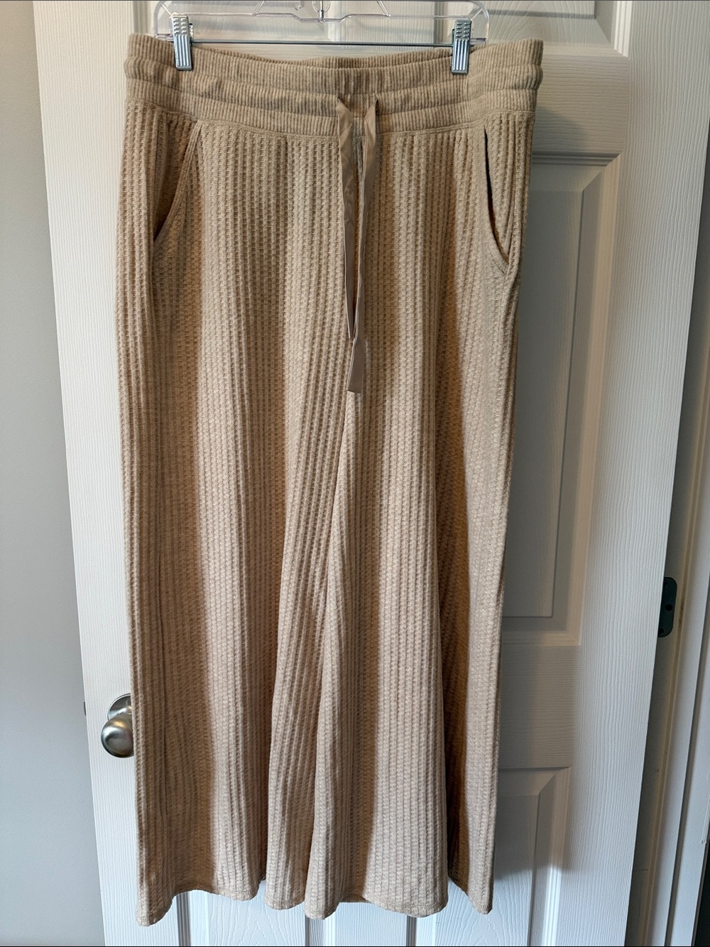 torrid Beige Waffle-Knit Wide-Leg Sweatpants